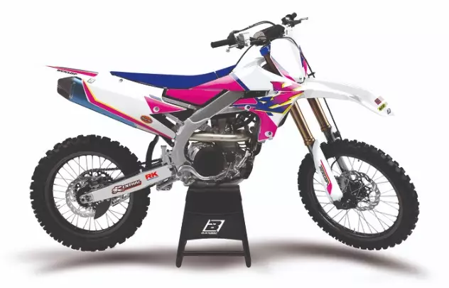 Kit deco complet retro Yamaha Blackbird Yamaha 250 YZ